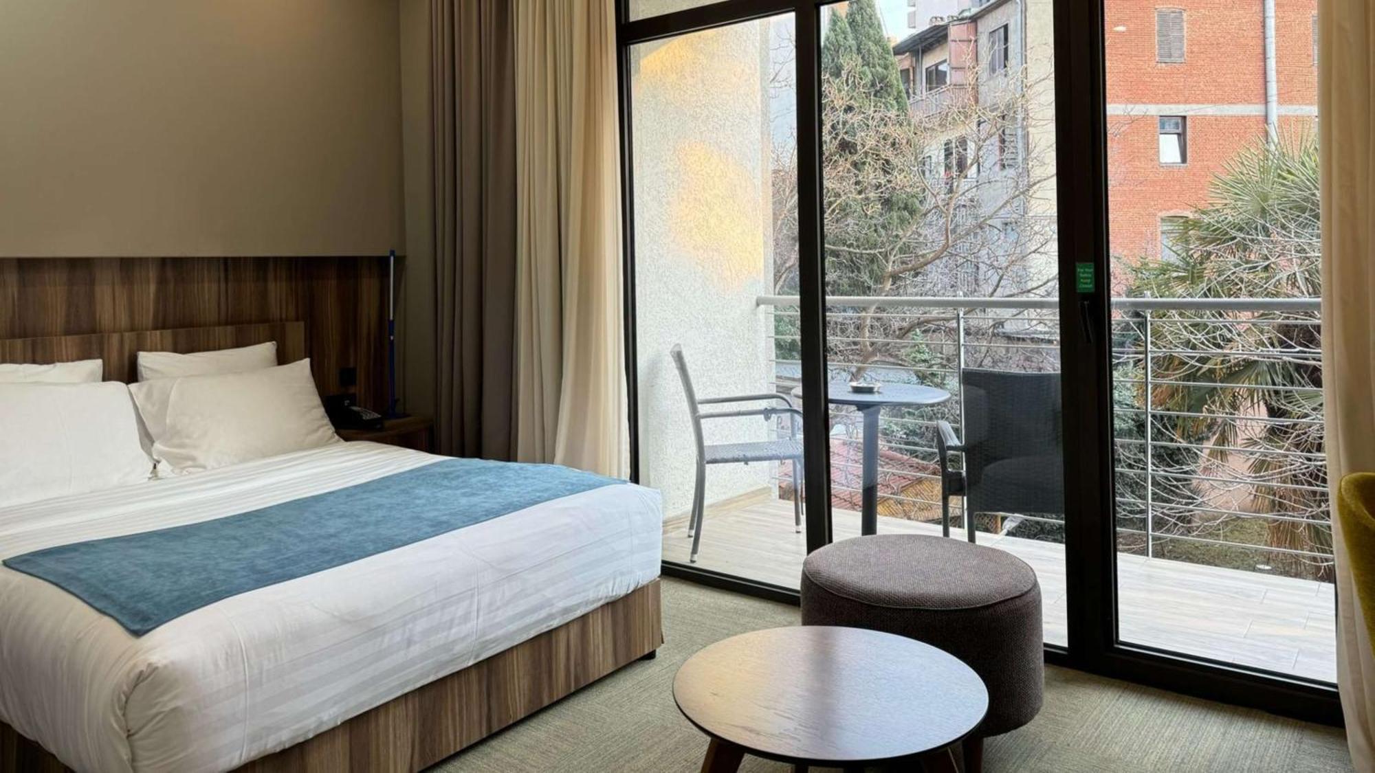 Best Western Tbilisi City Center Dış mekan fotoğraf